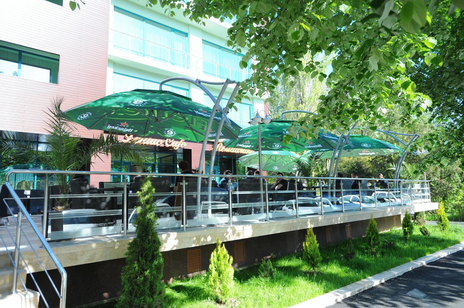 Hotel Zodiac คอนสตันซา ภายนอก รูปภาพ